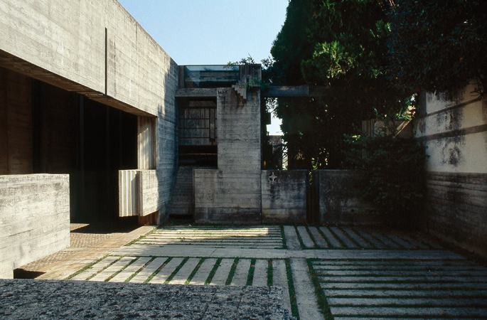 Tomba Brion in pellicola