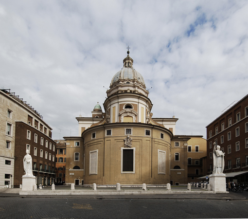 Facciata Chiesa dei Santi Ambrogio e Carlo