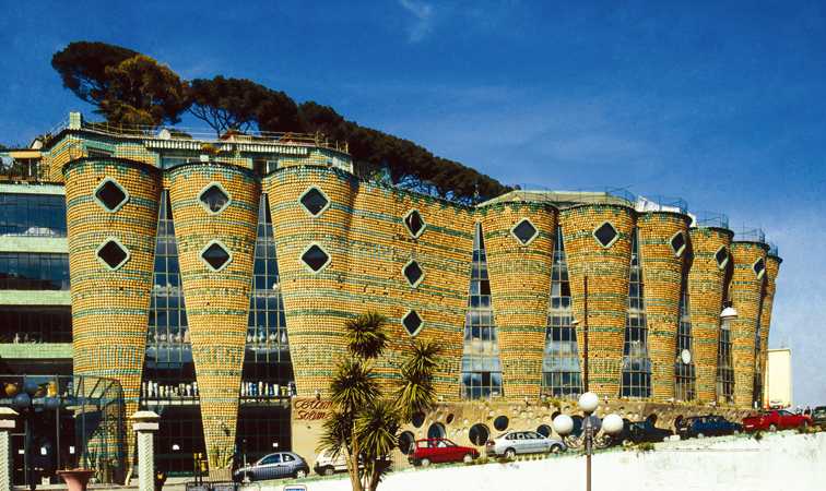 Fabbrica ceramiche solimene vietri sul mare