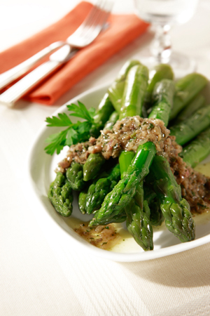 Asparagi all'acciuga